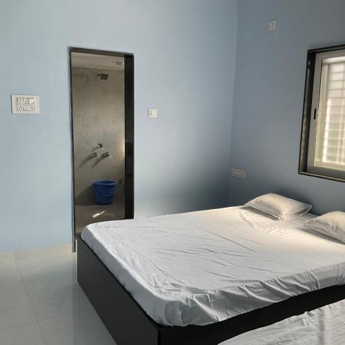 Shiv Guest House in Shegaon