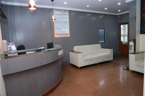 Lobby, Golden Fortune Inn in HRBR Layout