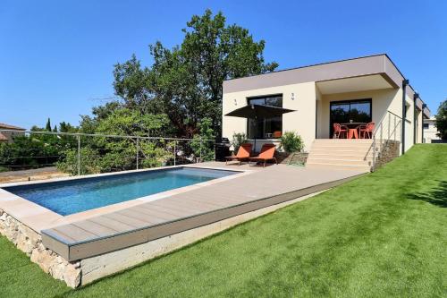 Villa Nova Maison neuve piscine & confort - Location saisonnière - Ventabren