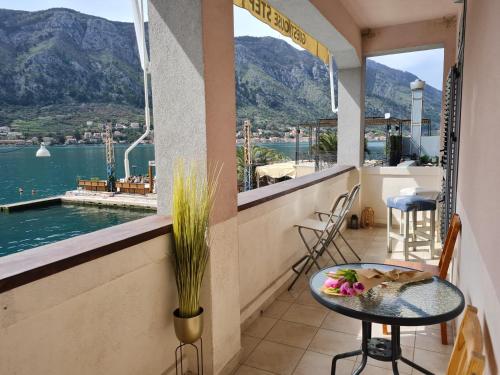 Kilátás, Step to Kotor bay Guesthouse in Dobrota