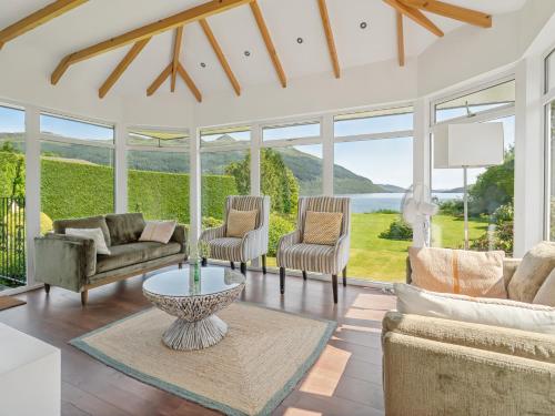 Shore House - Tarbet