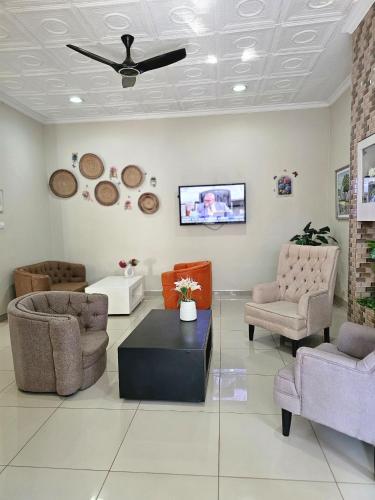 Skylodge Kadoma in กาโดมา
