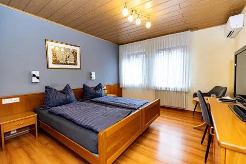 Hotel Garni KAMBEITZ in Ötigheim, Deutschland
