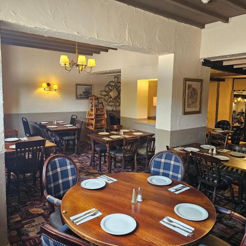 Chequers Country Inn in Ullesthorpe