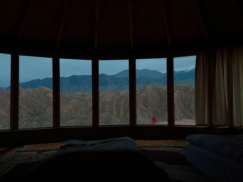 Asman Tör Yurt Camp (Asman Tor Yurt Camp) in Tong