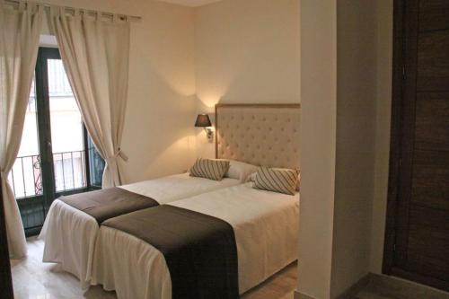 Apartamentos Living Sevilla Centro Maestranza - main image
