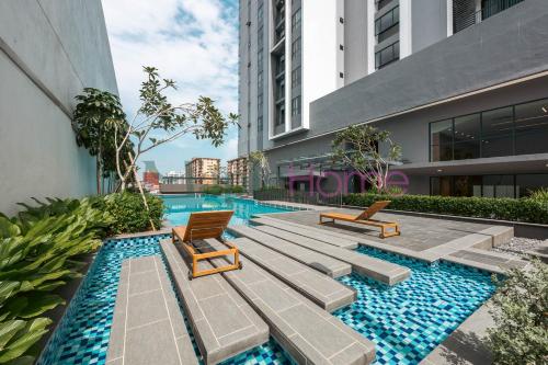 Swimming pool, SWNK Houze Premier Suites Kuala Lumpur near Kenanga Wholesale City