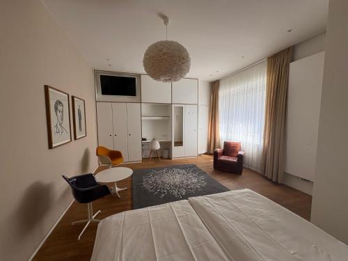 ART Hotel Ufer, Dusseldorf