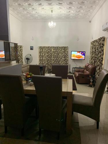 FREDJACKSAIR BnB in Koforidua