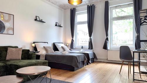 TT Living Apartments Rellingen I 2 & 4 Schlafzimmer I Küche I Vollbad I Waschmaschine — other in 1 Ehmschen Hintereingang, Rellingen, 25462, Germany