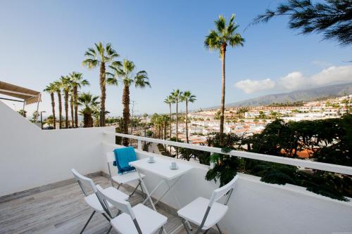 480 A Island Village with terrace, view and wifi