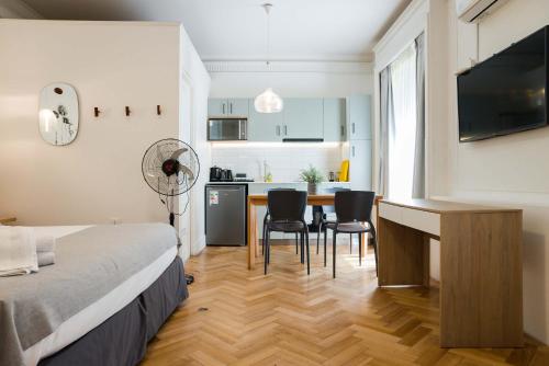 Bellavista Buzz Stylish 1BR Haven Just Steps from the Metro