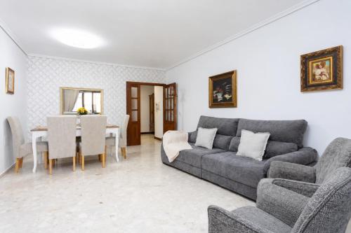 Home2Book Stylish & Roomy Santa Cruz City Center