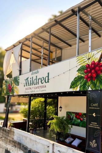 Donde Mildred Hostal y Cafe