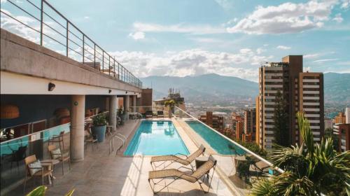 Luxury Studio El Poblado Pool Rooftop 4th Floor