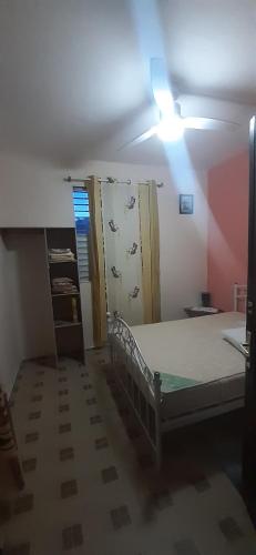 Au D LOCATION in Grand-Bourg