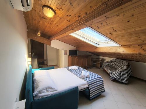 Il Rifugio della Riviera, Your cozy perch above the flowers.