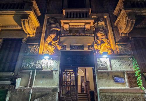 כניסה, Queen Palace Hotel in קהיר