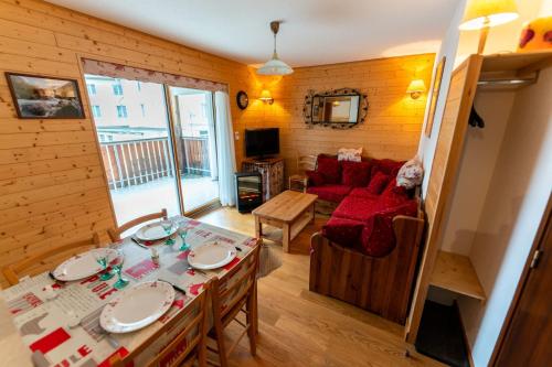 Chaleureux appartement vue lac