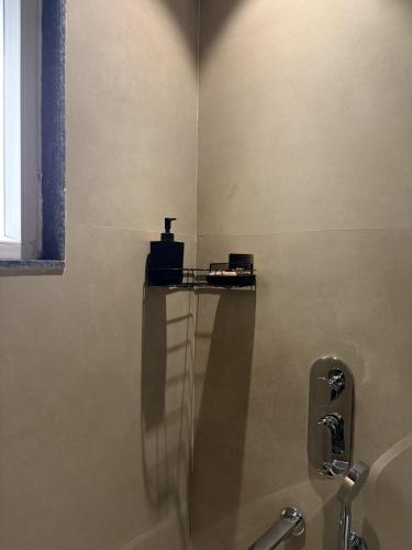 HOUSE OF KARMA Premium 1BHK Gurgaon Stay - image 3