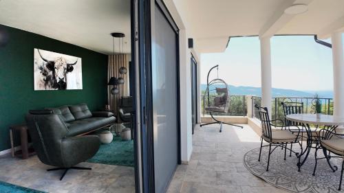 Villa Adria Heights - Pool - Seaview - Outdoor Kitchen - Private Luxury in Ravanj
