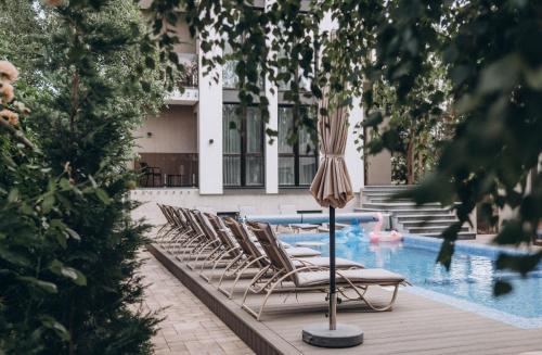 Клубний Дім D2 - Hôtel - Tchornomorsk