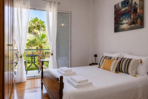 Saint Spyridon Old Town apartment