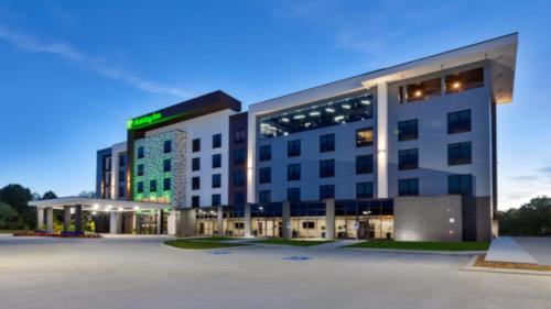 . Holiday Inn Cookeville by IHG