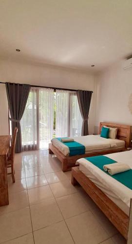 2 double beds