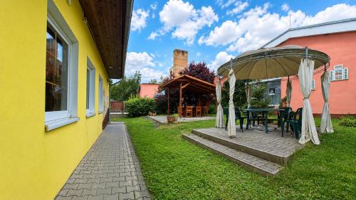Létesítmények, Penzion Krasny dvur in Krasny Dvur