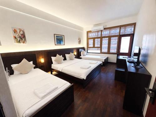 Subhas Tourist Hotel in Jaffna