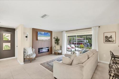 Home on Saltwater just minutes from Boca Grande! in Placida (FL)