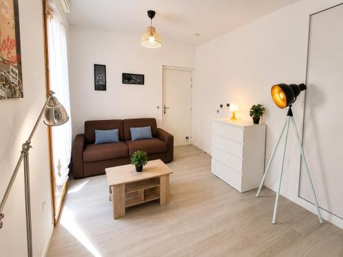 Modern studio - Terrace - Tram & fast WiFi - Location saisonnière - Meudon