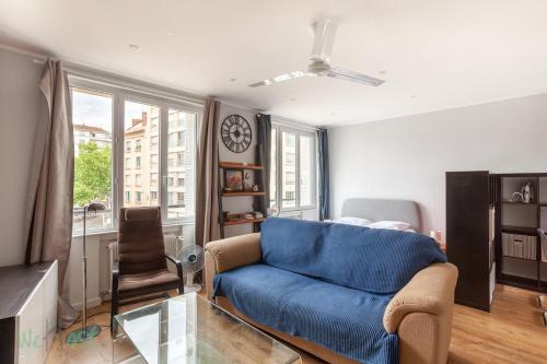 Lyon center - Large 50 m studio - 3 people
