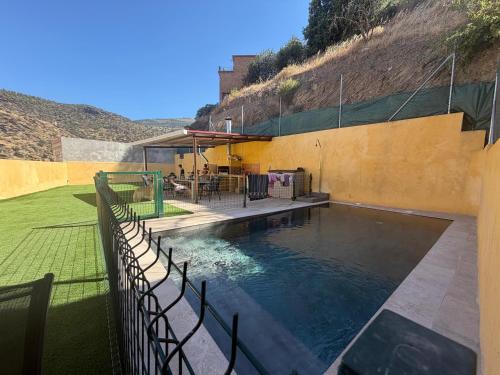 . Casa Serrano