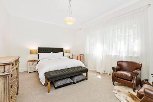 Stylish Apartment, Malvern East in Malvern