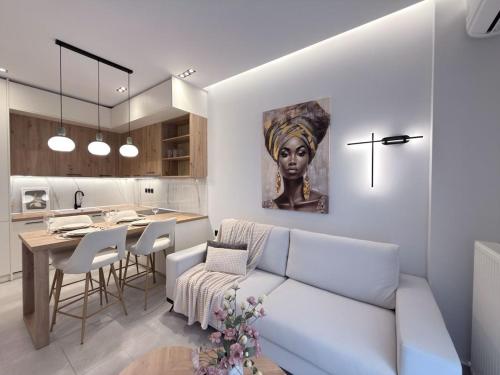 Stylish City 2BR Apartment - Ad Residences