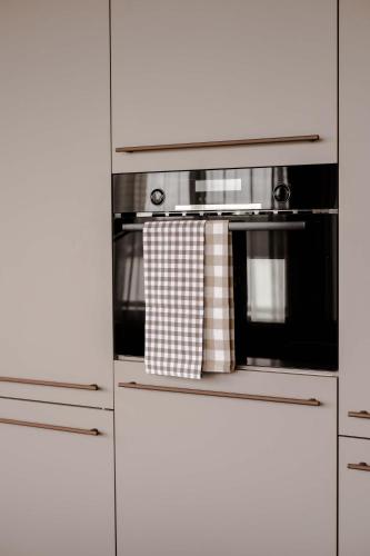 1BR Penthouse in Rotterdam City Centre - image 2