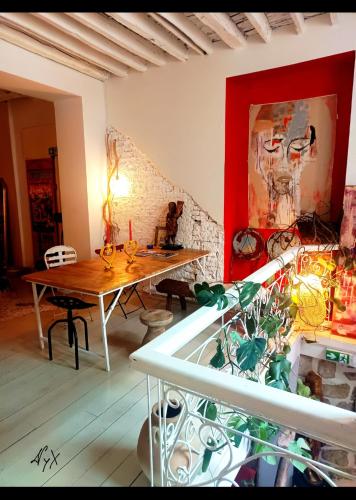 Unique 150m2 Artist Residence