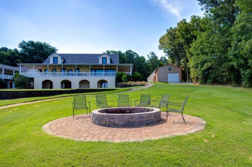 Cast & Relax! Lake Greenwood Stay w/ Dock Access