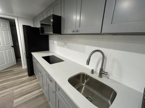 Loft Apartment by the River Fort Edward (C) in South Glens Falls
