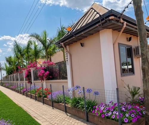 Paradise Creek Hotel in Tamale