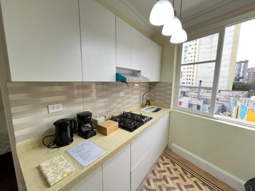 Newly-renovated flat - image 4