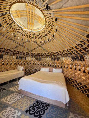 Yurt Camp by Fly Service in Tuz