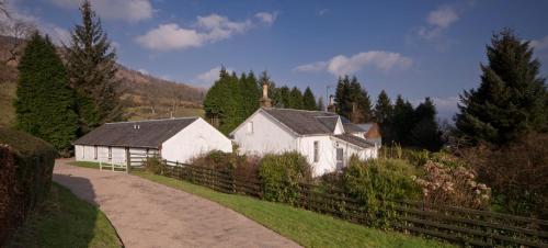 Shegarton Farm Cottages - Apartment - Luss