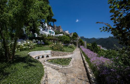Eleanor' s Garden - image 4