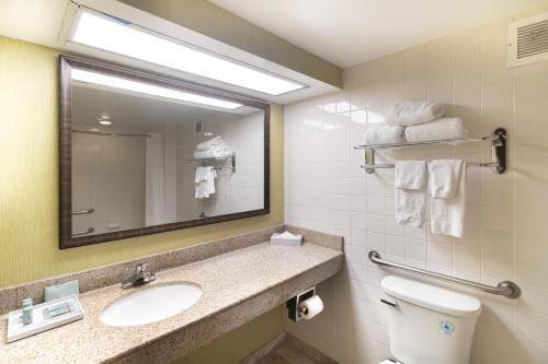 Quality Inn & Suites – Williamsburg, VA