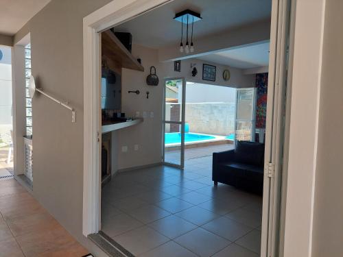 Casa em Canasvieiras com Piscina - image 4