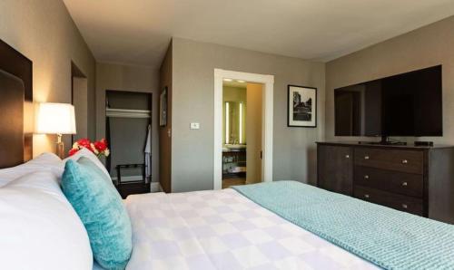 1 queen bed