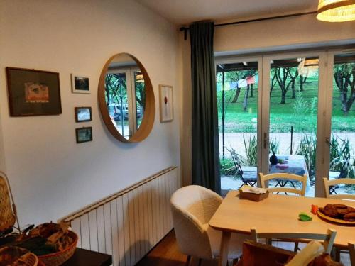 Fresh house & huge terrace at the foot of the Vercors